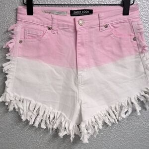 Sweet Look Ombre Cut Off Shorts